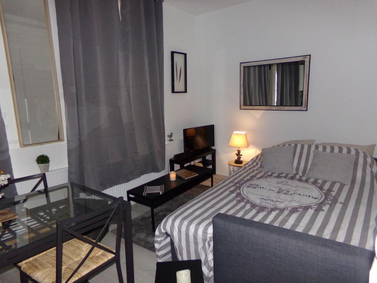 Le Ganterie Apartment รูออง ภายนอก รูปภาพ